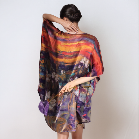 Chemise de nuit en soie à manches chauve-souris et imprimé lotus coucher de soleil