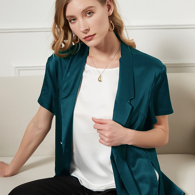 Blazer femme en soie à manches courtes classique
