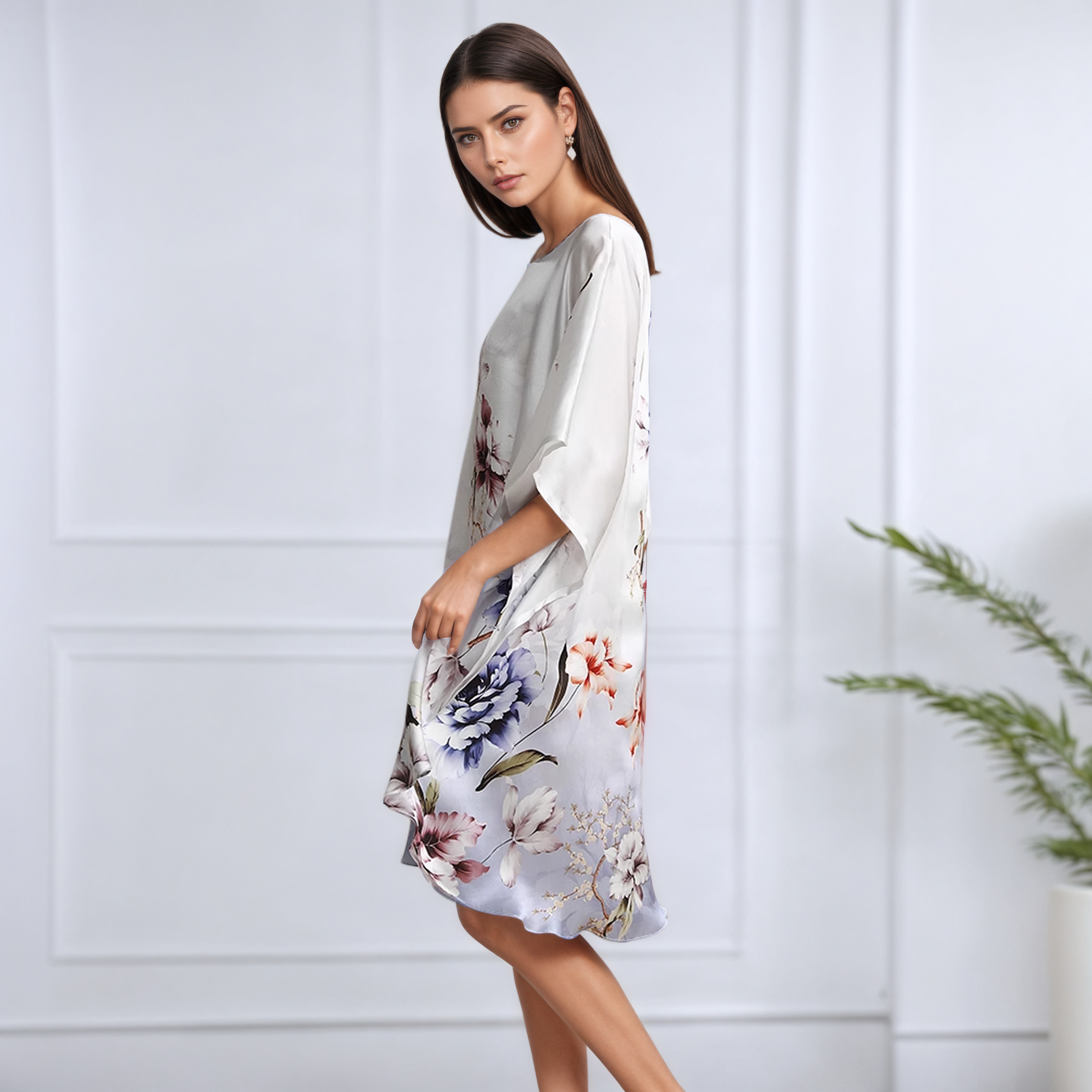 Robe de nuit en soie à imprimé floral