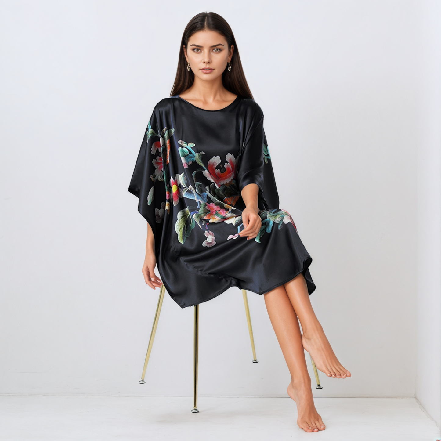 Chemise de nuit ample en soie de mûrier à motifs de pivoines