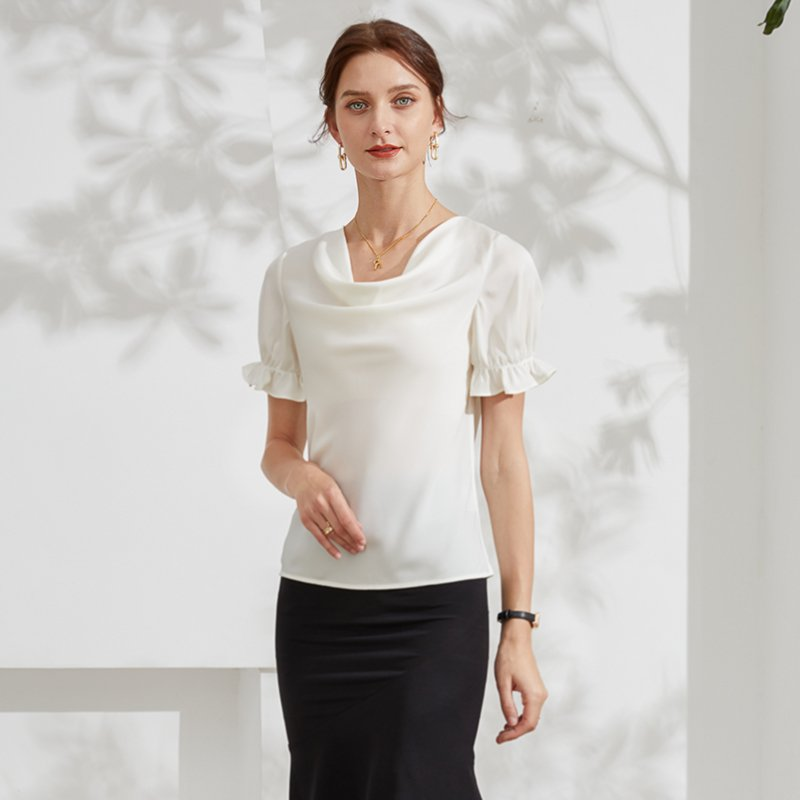 Blouse femme en soie ivoire à col drapé et manches volantées