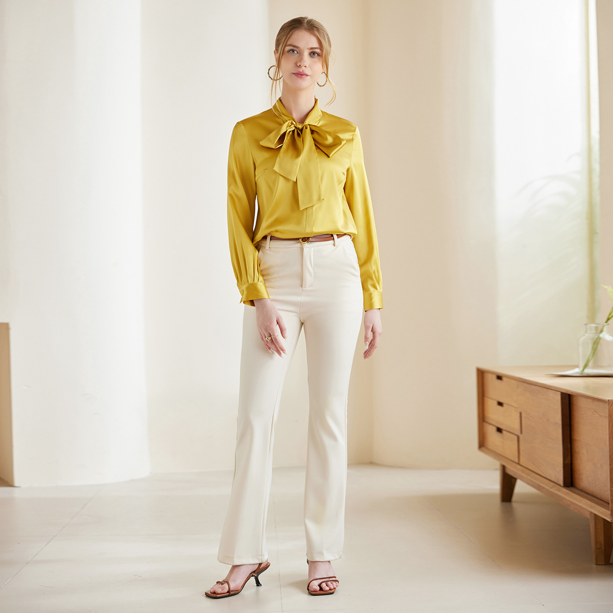 Chemise femme en soie à ruban décoratif