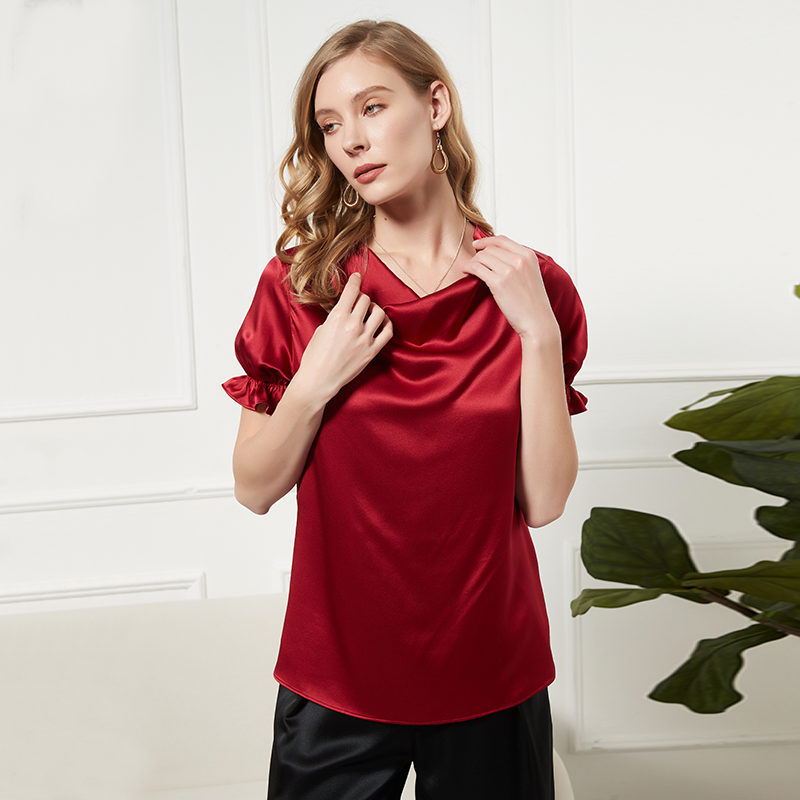 Blouse femme en soie ivoire à col drapé et manches volantées