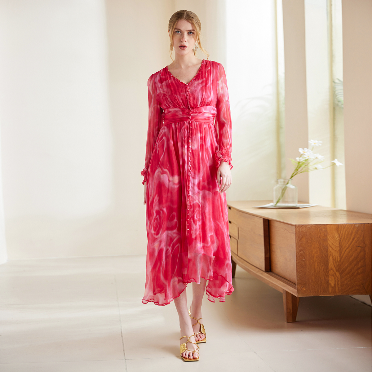 Robe en soie Crêpe froissé à effet dégradé et manches à volants